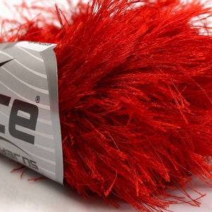 38Yds 50gr Red Extra Long Eyelash Yarn Ice Fun Fur 13278