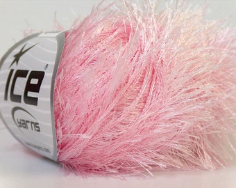 Baby Pink Eyelash Yarn Ice Pale Petal Pink Fun Fur 22765 - 50 gramos