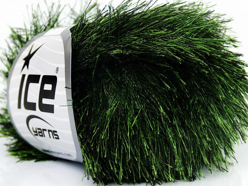 Wintergroen wimpergaren ijsgroen en zwart Fun Fur 50 gram 36647