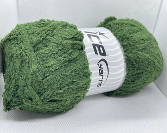 Jungle Green Puffy Short Eyelash Yarn 68173 Ice Yarns 3.53 Ounces (100 Grams) 180 Yards (165 Meters) Micro Fiber - Soft!