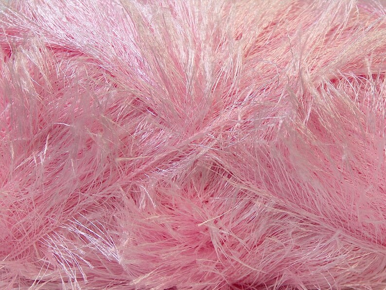 KFI Flutter Eyelash Yarn Ballet Slipper Pink Fun Fur Pink Novelty Yarn Crochet K