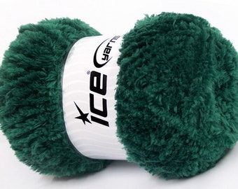 Green Panda Fuzzy Plush Yarn 100 Gram, 87 Yards Ice 58818 Short