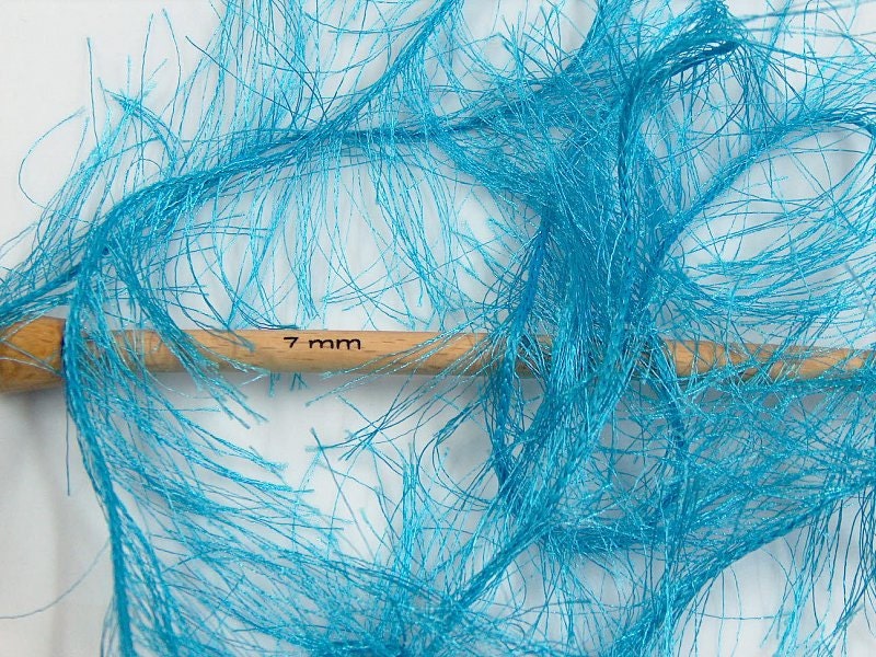 Ice Yarn 14162 Long Eyelash Yarn - 38 Yards Lt Turquoise / Aqua - 50g Fun Fur