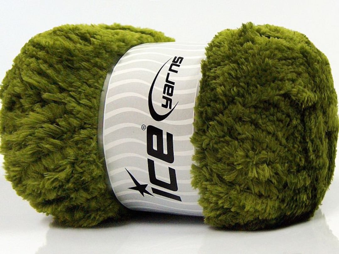 Military Green Panda Fuzzy Plush Yarn 100 Gram, 87 Yards Ice 67506
