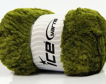 Military Green Panda Fuzzy Plush Yarn 100 Gram, 87 Yards Ice 67506 Short Eyelash