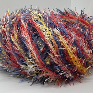 Hilo de pestañas Mauna Loa colorido n.° 33980, azul, rojo, amarillo, arena, 50 gramos, 82 yardas, exótico hilo de piel sintética multicolor