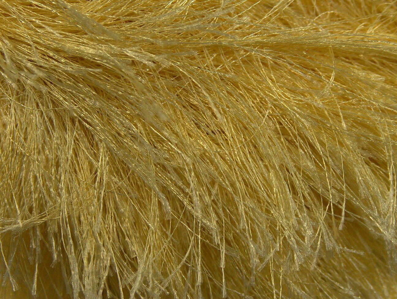 38yd Grass Green Extra Long Eyelash Yarn #43040 Ice Luxurious Jungle