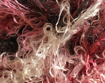 Hilo ondulado para pestañas Raspberry Rose Black White - Dark Horse Hairy #32 - 100 gramos, 82 yardas