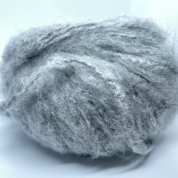 Sale Winter Light Grey Fuzzy Soft Wool Acrylic Polyester Blend Yarn #69481 Ice Yarns 50gr 82yds Worsted