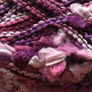 Dark Horse Yarns Dream #114 Pink Orchid Lilla Purple Bulky Puffy Lash su cordoncino di filato 100gr