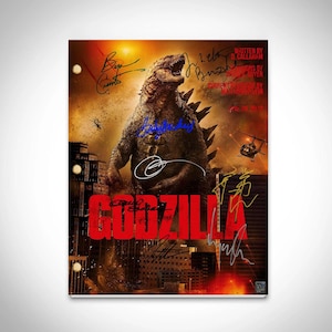 Può includere: Una sceneggiatura del film Godzilla, con una card di titolo rossa e nera con la parola "Godzilla" in bianco. La sceneggiatura è firmata da diverse persone, tra cui il regista, lo sceneggiatore e gli attori. L'immagine presenta anche un mostro Godzilla sullo sfondo.