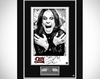 直筆サイン入り OZZY OSBOURNE サイン写真（COA 付き