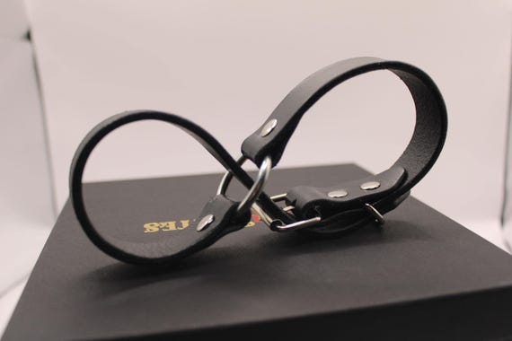 Leather Handcuffs, BDSM Bondage Restraints - Real Adjustable Cuffs | Dom-Sub Roleplay, Couples Exploration