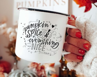 Fall Glass Tumbler Sipper Glass Cups, Glass Cup with Lid and Straw, Cute Fall Iced Coffee Glass Pumpkin Season Gift, Autumn Themed Mug