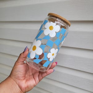 16oz Glass Cup with Baby Blue Checkers & Daisies | Aesthetic Iced Coffee Cup with Bamboo Lid | Cute Eco-Friendly Tumbler
