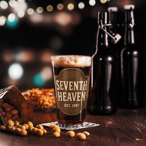 Seventh Heaven Pintglas – Final Fantasy VII-inspirerat barglas | Glas med vintagelogotyp | Gamerpresent till FF7-fans