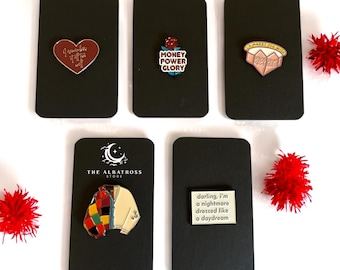 Pin's en émail x Showgirl