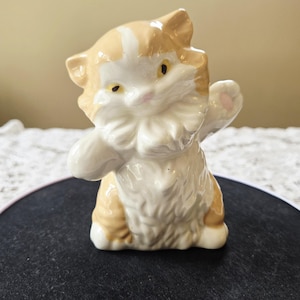 Vintage playful orange kitten glazed ceramic figurine