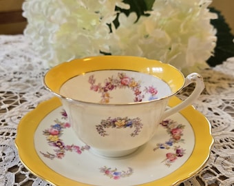 Ensemble de tasses à thé et soucoupes antiques en porcelaine fine Coalport