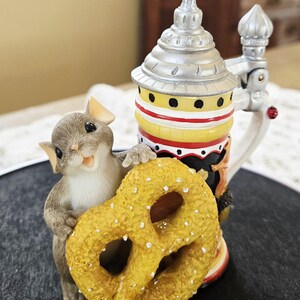 Charming Tails - Etsy Canada