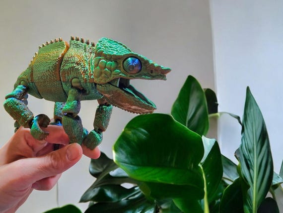 Articulated Panther Chameleon - Articulated LIZARD Digital