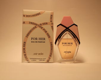 Her By Miradaのドレスコード