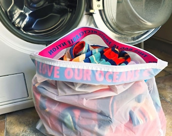 Microplastic-Catching Laundry Bag – Protect Your Clothes & the Ocean | Eco-Friendly Wash Bag for Delicates