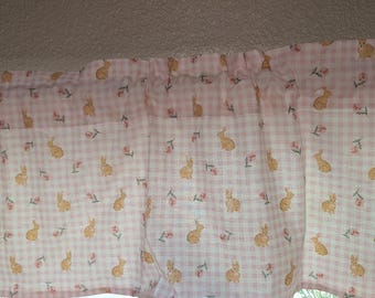 Bunnies on Gingham Farmhouse Curtain Valance Pillowcase