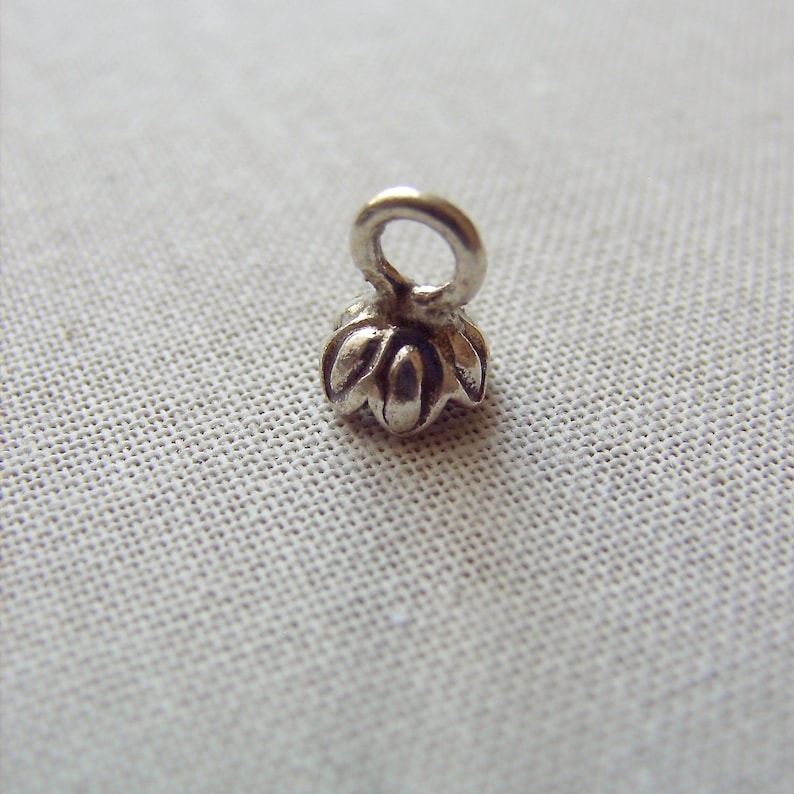 Bali Flower Drops India Charm 46 pcs Sterling Silver Flower Embellishment