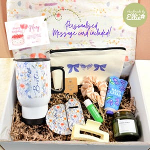 Coffret cadeau d'anniversaire personnalisé pour meilleure amie, trousse de soins personnels pour elle, coffret cadeau floral, cadeau d'anniversaire pour femme, soeur, carte d'anniversaire