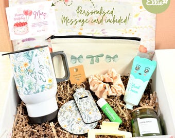 Personalisierte Geburtstag Geschenkbox, Blumen Geschenkset für Tochter, Self Care Paket für Sie, Jubiläumsgeschenk für Frau, Geschenk für Schwester