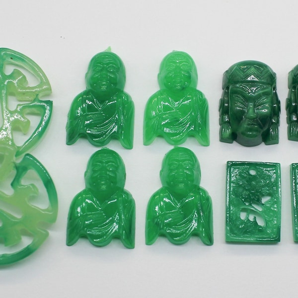 10 Vintage Lucite Plastic Asian Style Buddha Pendant Findings