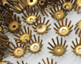 6 Vintage Solid Brass Industrial Flower Finding - Flower Centers - Unusual Bead Caps 14mm
