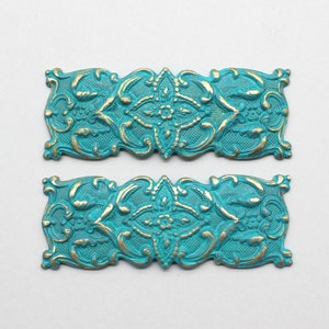 Patina Verdigris Brass Victorian Pendant Bar Stamping