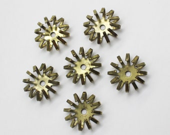 6 Vintage Oxidized Metal Flower Center Stamen Findings