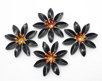 Hand Painted Black Vintage Flowers 34mm