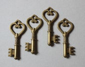 Antiqued Brass Fancy Keys