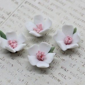 4 Vintage Porcelain Flowers Handmade Japanese Bisque White Flower Dogwood Cabochons 15mm image 3