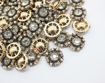 8 Antiqued Gold Alloy Rhinestone Cabochons 14mm