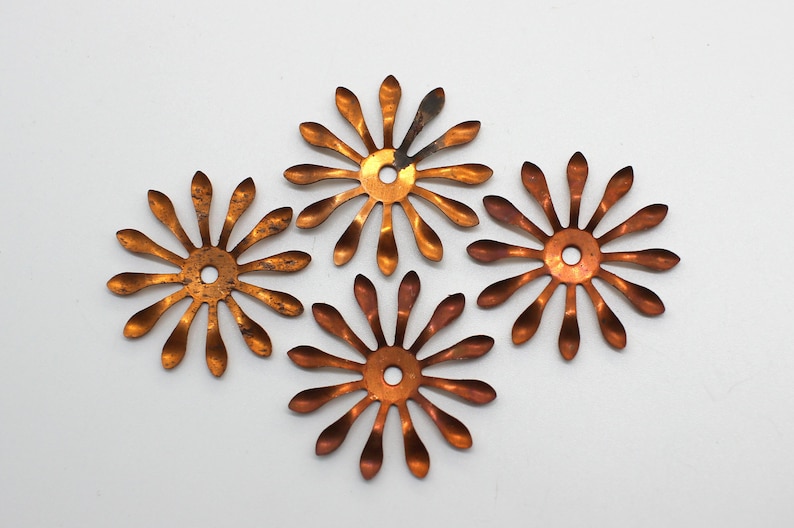 Vintage Copper Metal Flower Findings 29mm Base Metal Flowers image 2