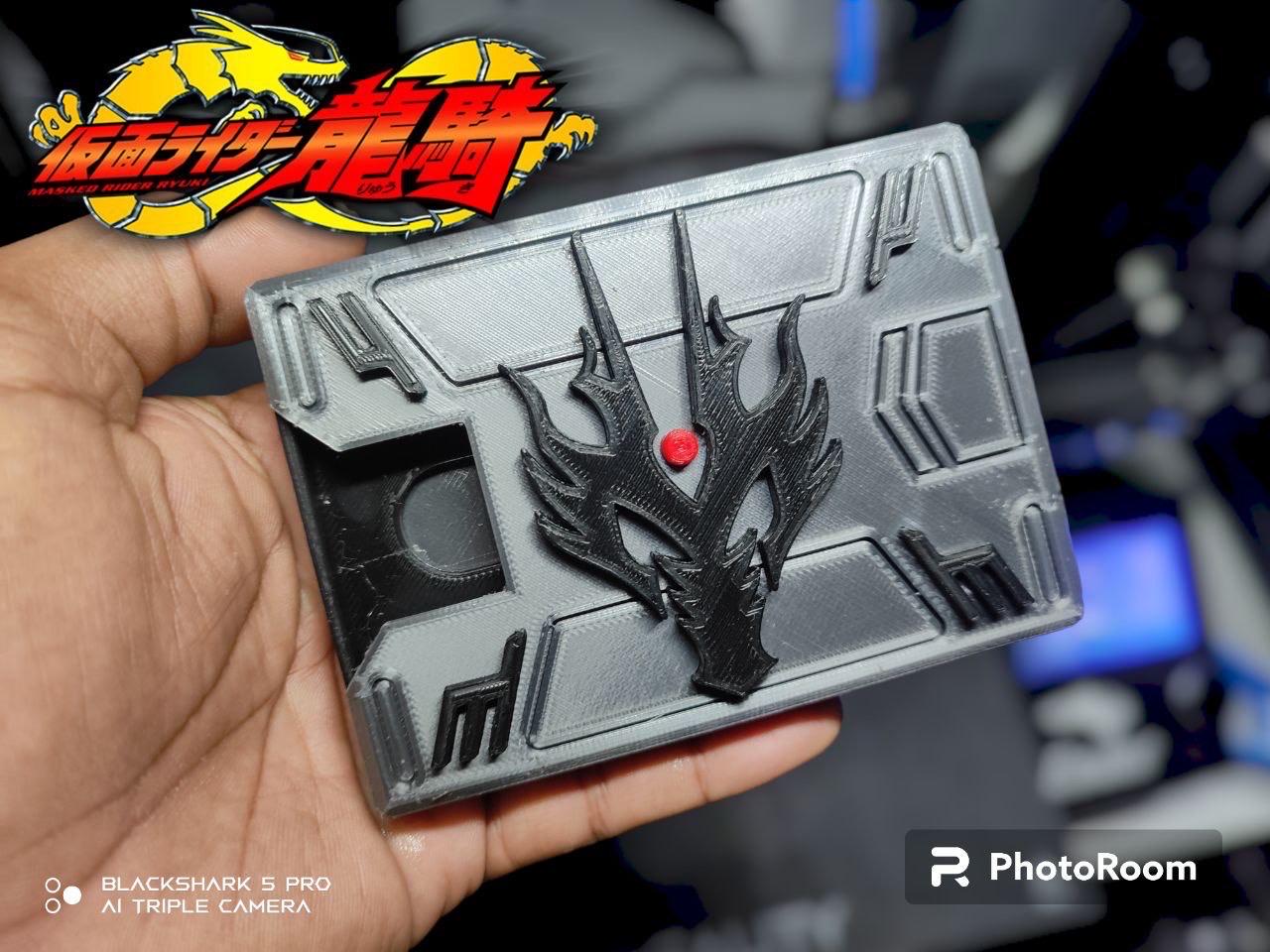 Kamen Rider Deck Ryuga (Original Size)