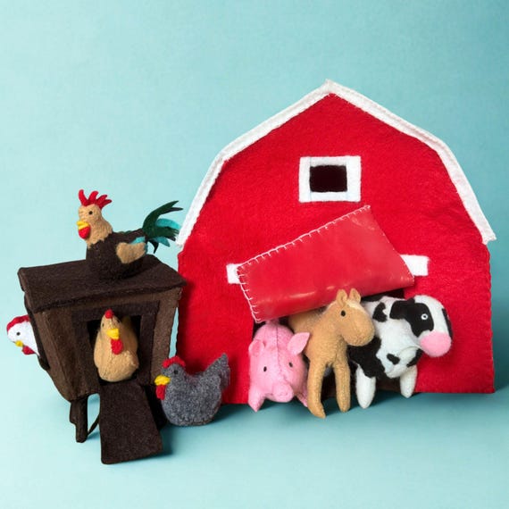 Handmade Felt Farm Play Set | Montessori Farm Animals Toy | Waldorf Barn Pretend Play | Educational Gift for Toddlers | Felt Animal Toys