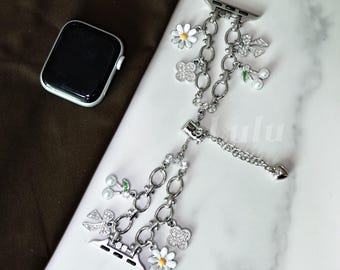 Daisy Charm Apple Watch Band • Series 11-1, SE, Ultra • Adjustable Strap 38mm-41mm 42mm-49mm • Silver Bracelet • Cute Y2K Gift for Her