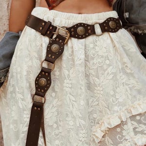 Boho Western Brown Belt • Faux Leather Hip Belt with Brass Conchos & Rings • Adjustable Festival Waist Chain for Dresses, Skirts and Jeans