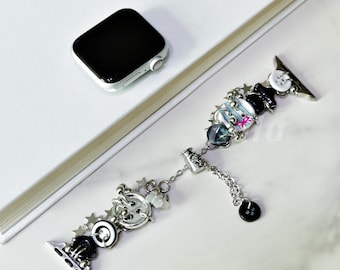 Pasek do zegarka Apple Watch z zawieszką Y2K • Czarno-biały koralikowy pasek do iWatch • Uroczy prezent retro dla nastolatków • Pasuje do modeli Series 1-12 SE Ultra, 38-49 mm