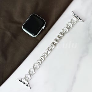 Silver Sakura Blossom Apple Watch Band • Elegant Floral Bracelet • Series 1-10, SE, Ultra • Adjustable Strap 38mm-41mm 42mm-49mm • Gift Idea
