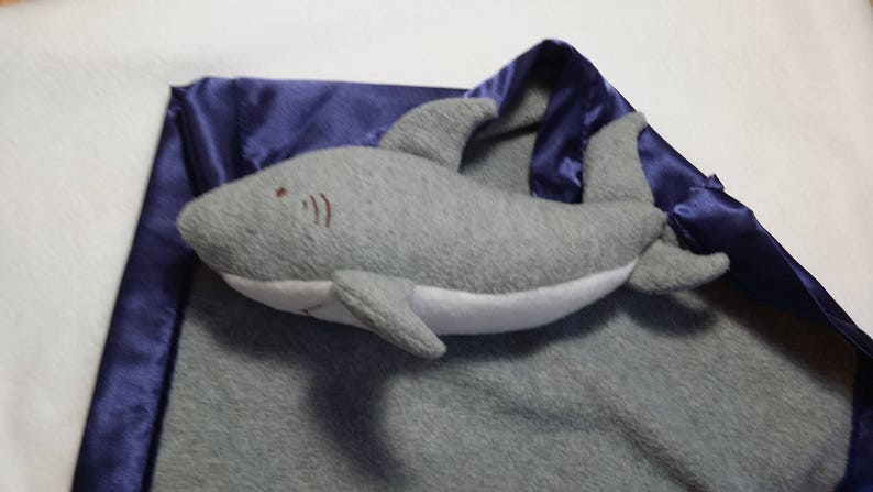 Great White Shark Security Blanket, baby blanket Lovey Blanket, Satin, Baby Blanket, Stuffed Animal, Baby Toy Customize add Monogramming 画像 8