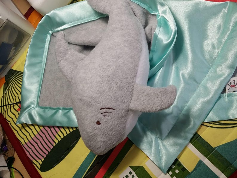 Great White Shark Security Blanket, baby blanket Lovey Blanket, Satin, Baby Blanket, Stuffed Animal, Baby Toy Customize add Monogramming 画像 10