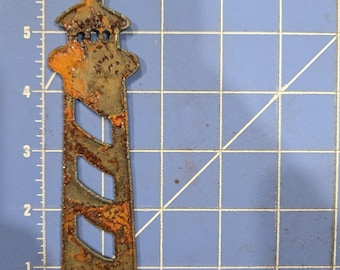 Artículos varios de metal oxidado