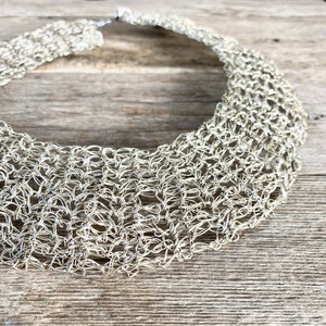 Crochet silver plate wire bib necklace  (N44)